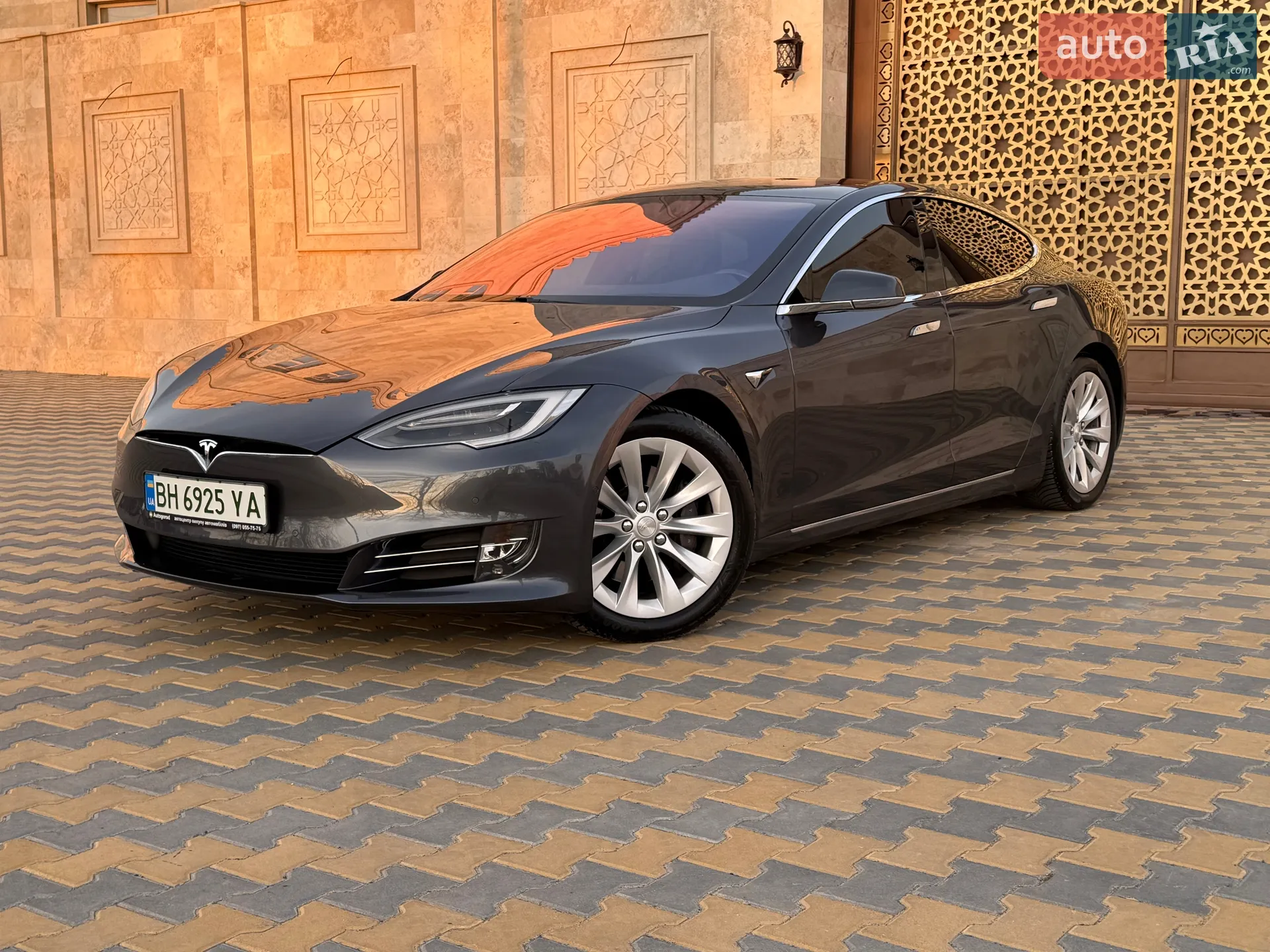 2017 Tesla Model S - мініатюра 11