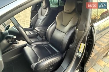 Ліфтбек Tesla Model S 2017 в Одесі фото 62 Ліфтбек Tesla Model S 2017 в Одесі
