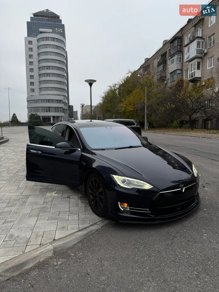 2015 Tesla Model S - мініатюра 21