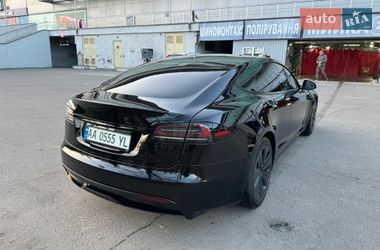 Лифтбек Tesla Model S 2022 в Киеве