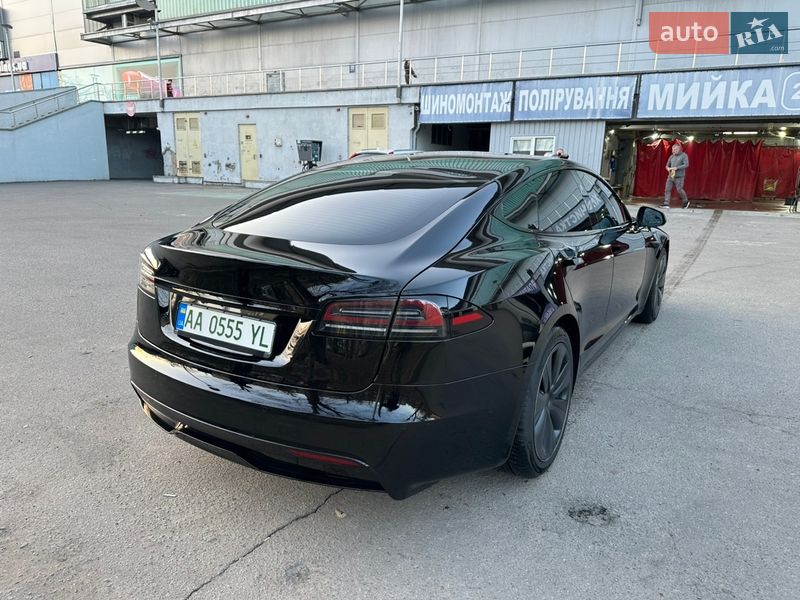 Ліфтбек Tesla Model S 2022 в Києві