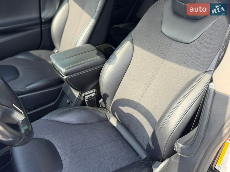 Ліфтбек Tesla Model S 2014 в Івано-Франківську фото 14 Ліфтбек Tesla Model S 2014 в Івано-Франківську