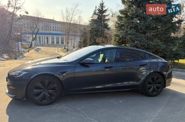 Лифтбек Tesla Model S 2024 в Киеве