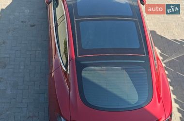 Ліфтбек Tesla Model S 2017 в Києві