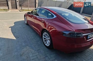 Ліфтбек Tesla Model S 2017 в Києві