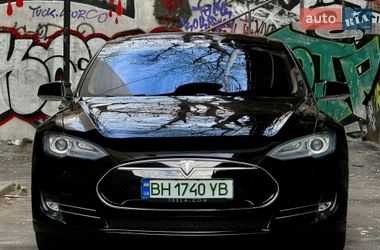 Ліфтбек Tesla Model S 2014 в Одесі