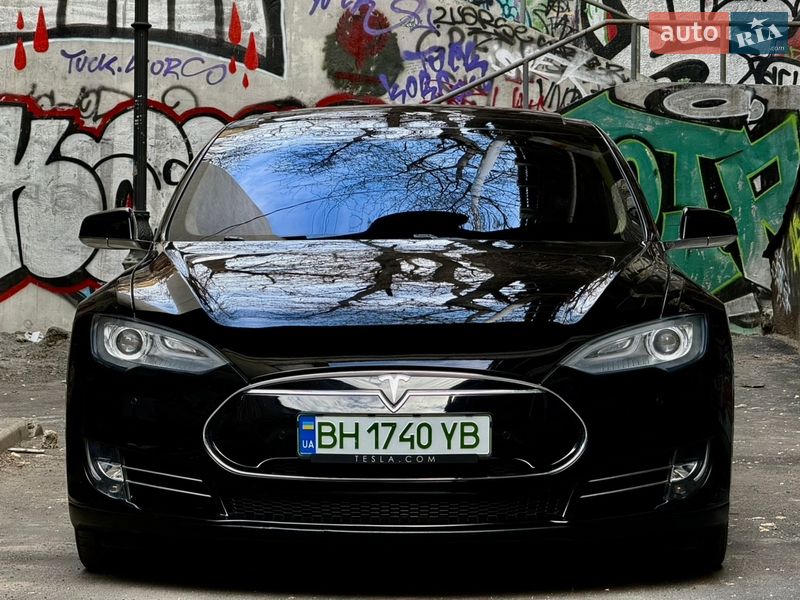 Лифтбек Tesla Model S 2014 в Одессе фото 2 Лифтбек Tesla Model S 2014 в Одессе
