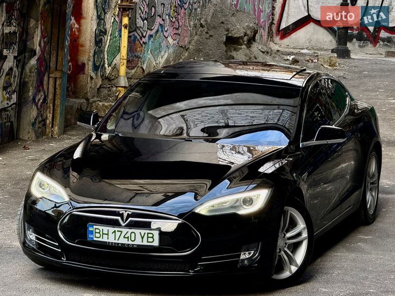 Лифтбек Tesla Model S 2014 в Одессе фото 21 Лифтбек Tesla Model S 2014 в Одессе
