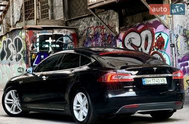 Ліфтбек Tesla Model S 2014 в Одесі
