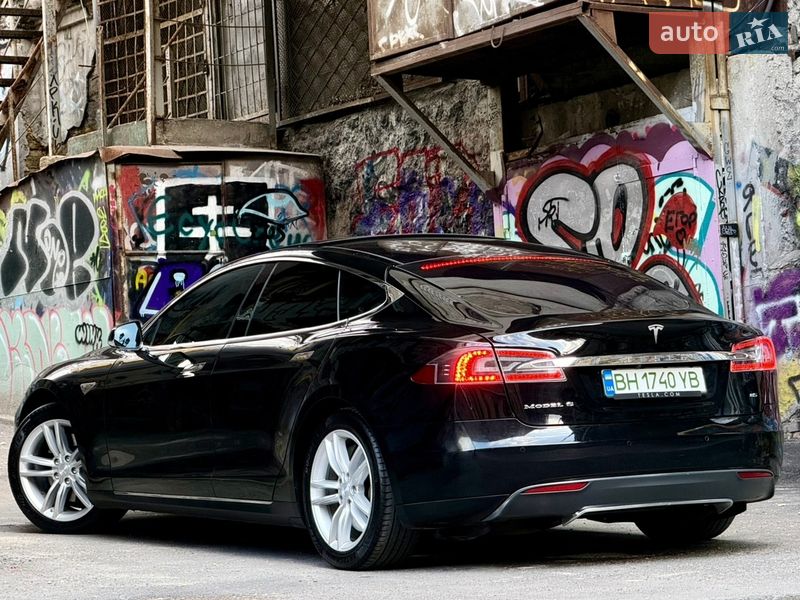 Лифтбек Tesla Model S 2014 в Одессе фото 45 Лифтбек Tesla Model S 2014 в Одессе