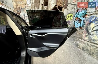 Ліфтбек Tesla Model S 2014 в Одесі