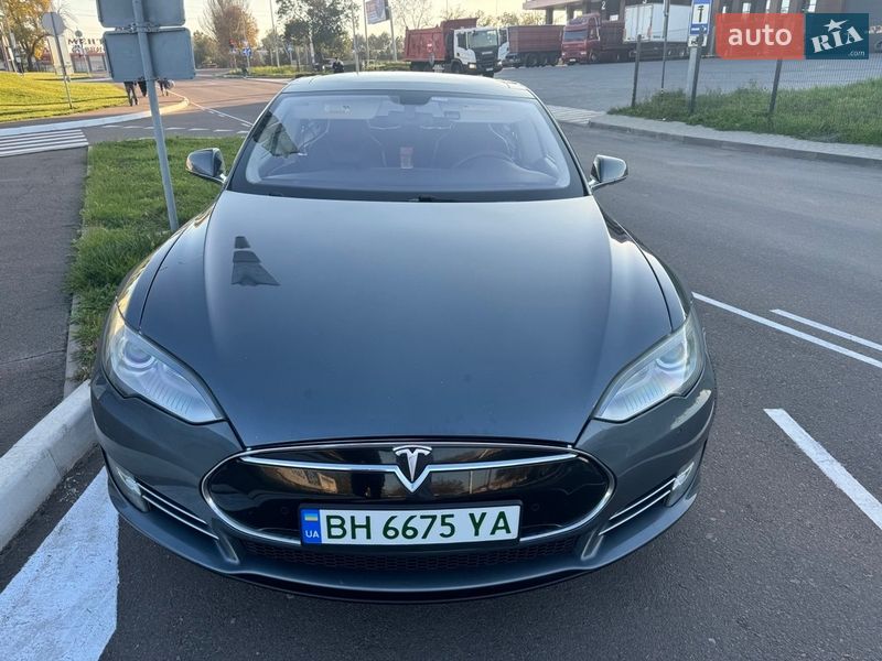 Ліфтбек Tesla Model S 2013 в Одесі фото 2 Ліфтбек Tesla Model S 2013 в Одесі