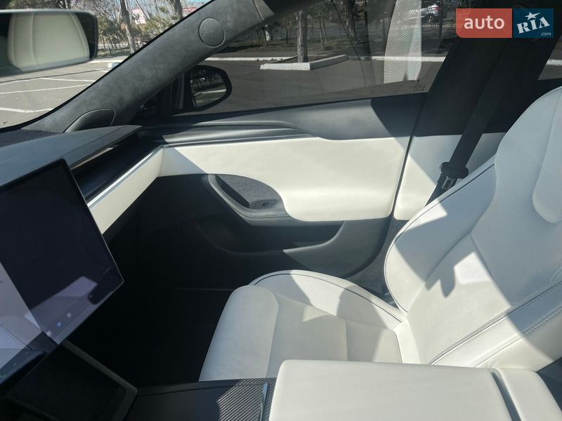 Ліфтбек Tesla Model S 2023 в Одесі
