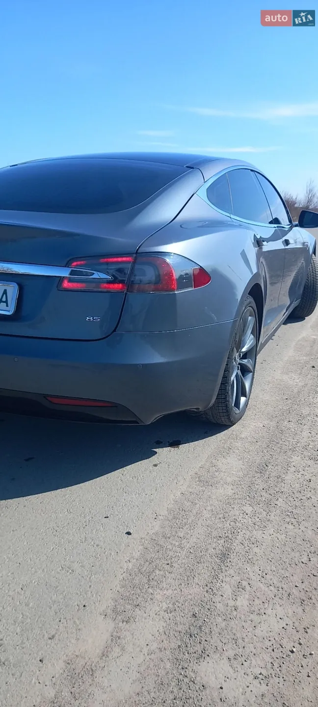 2014 Tesla Model S - мініатюра 11