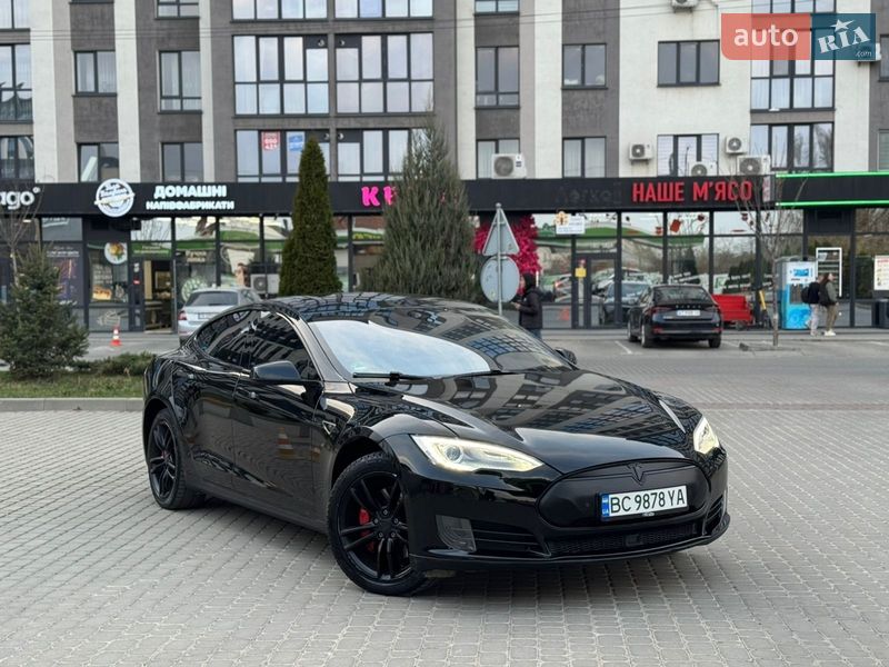 Лифтбек Tesla Model S 2015 в Львове фото 4 Лифтбек Tesla Model S 2015 в Львове
