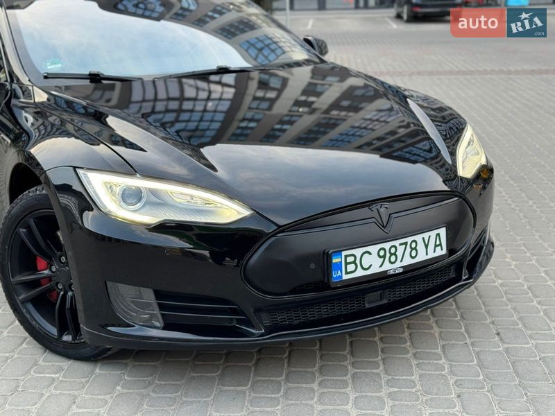 Лифтбек Tesla Model S 2015 в Львове фото 17 Лифтбек Tesla Model S 2015 в Львове