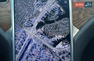 Ліфтбек Tesla Model S 2016 в Києві