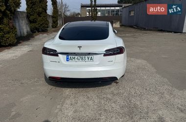 Ліфтбек Tesla Model S 2018 в Софіївській Борщагівці