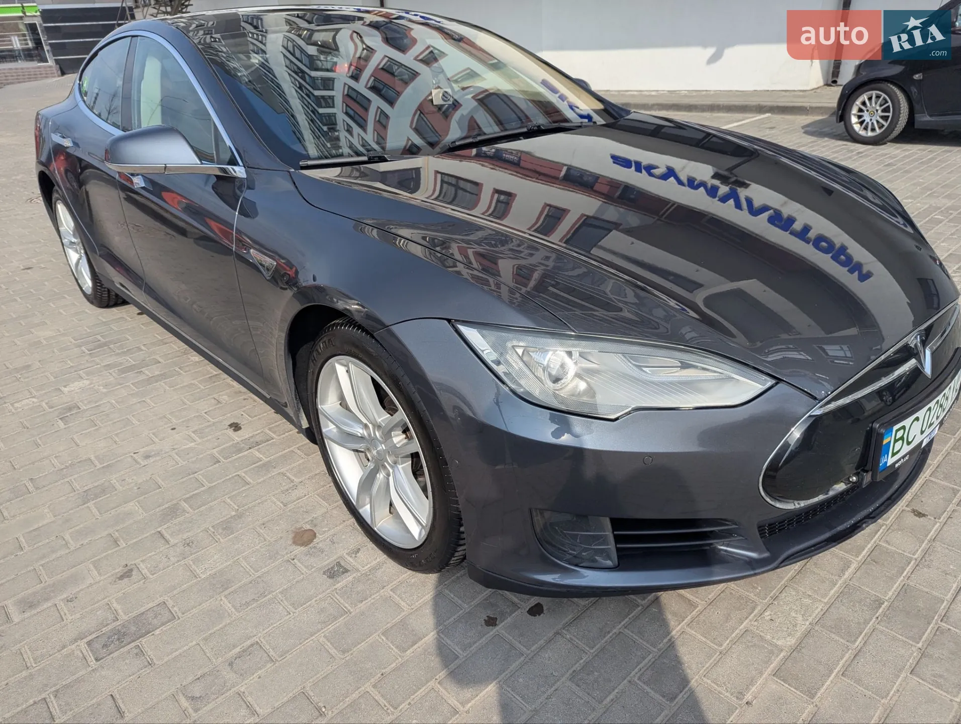 2015 Tesla Model S - мініатюра 15
