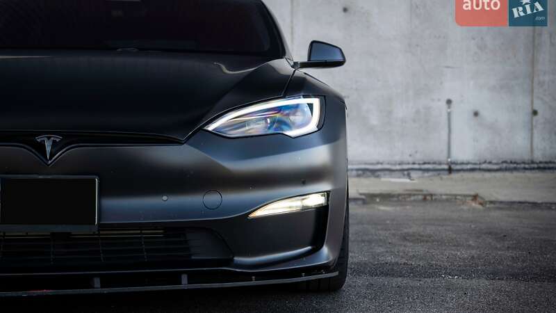 Лифтбек Tesla Model S 2021 в Киеве