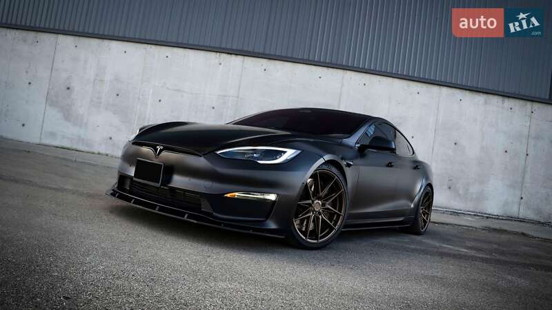 Лифтбек Tesla Model S 2021 в Киеве