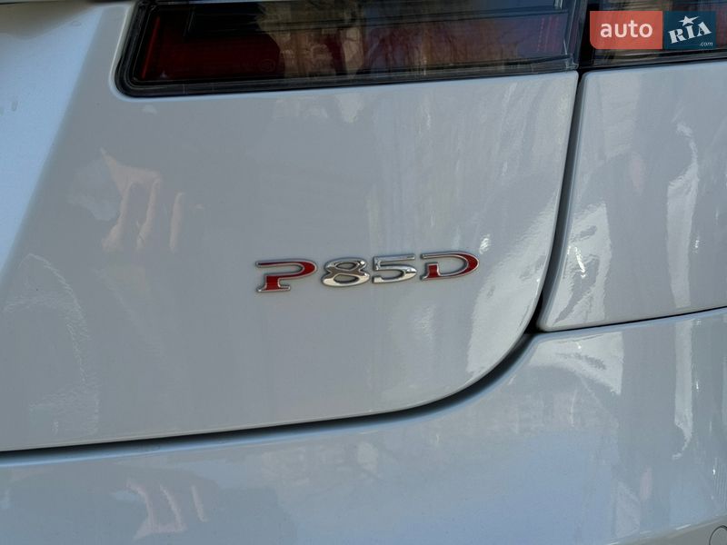 Лифтбек Tesla Model S 2015 в Виннице фото 22 Лифтбек Tesla Model S 2015 в Виннице