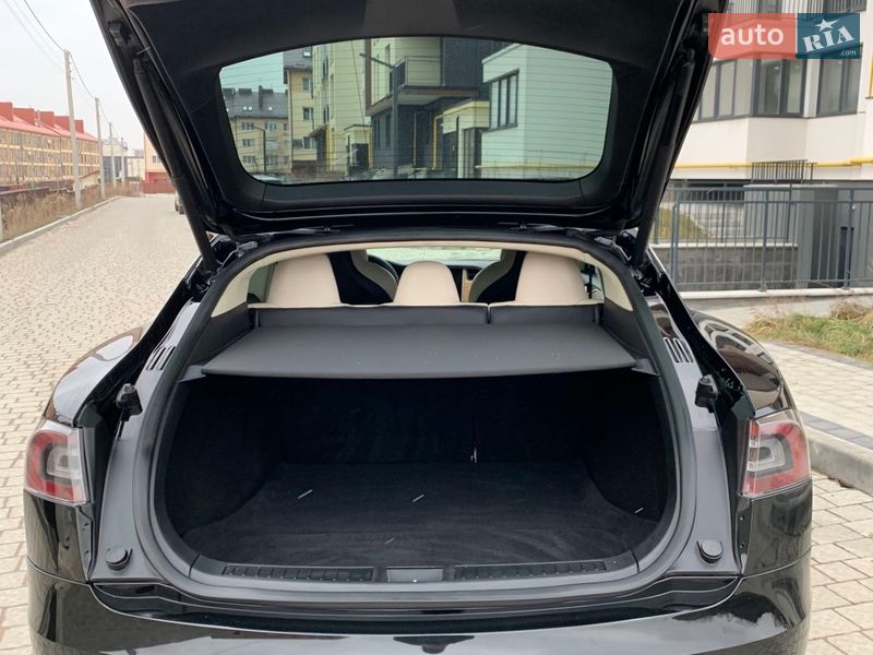 Лифтбек Tesla Model S 2019 в Яворове фото 4 Лифтбек Tesla Model S 2019 в Яворове