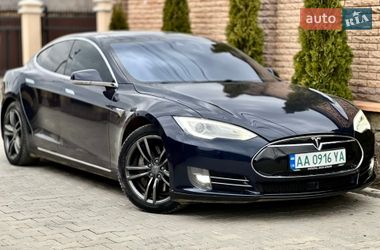 Ліфтбек Tesla Model S 2014 в Вінниці