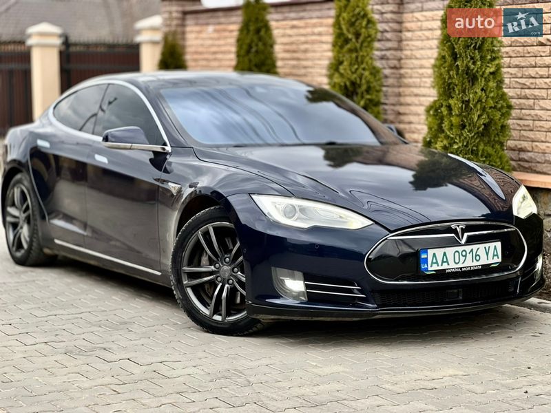 Tesla Model S 2014 Tesla Model S 2014