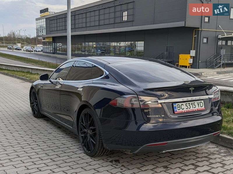 Лифтбек Tesla Model S 2013 в Львове фото 2 Лифтбек Tesla Model S 2013 в Львове