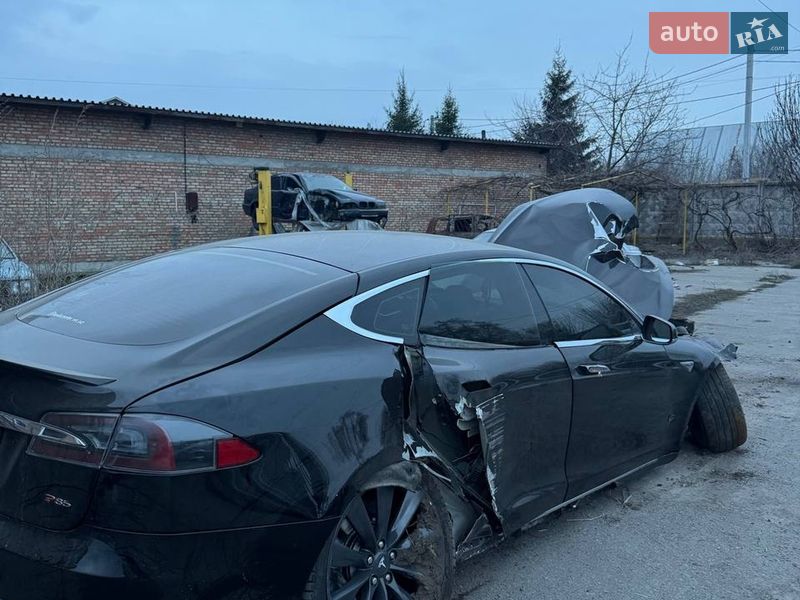 2013 Tesla Tesla, VIN 5YJSA1DP6DFP14743:plate — фото 1 (autoria)
