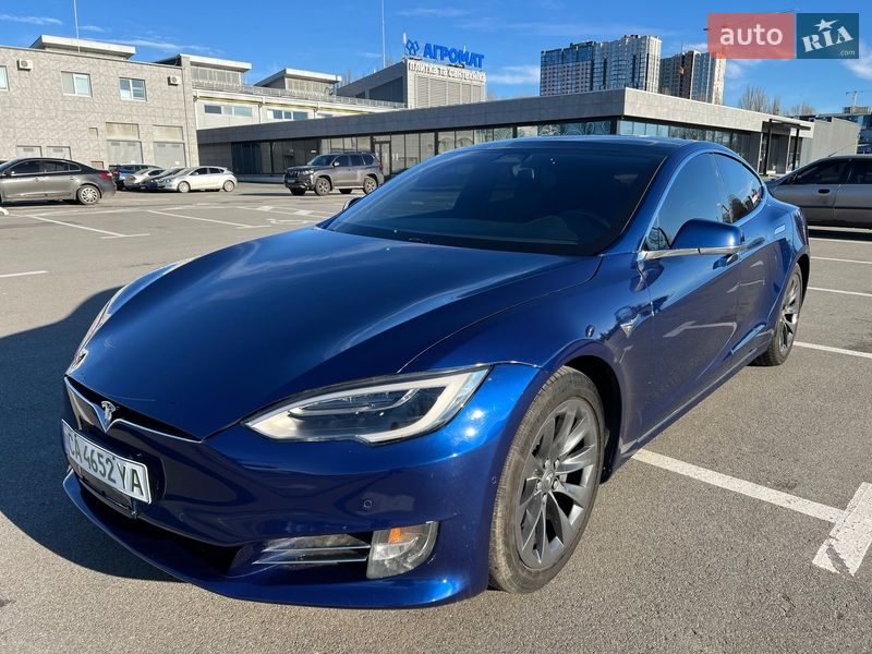 Ліфтбек Tesla Model S 2017 в Києві фото 7 Ліфтбек Tesla Model S 2017 в Києві