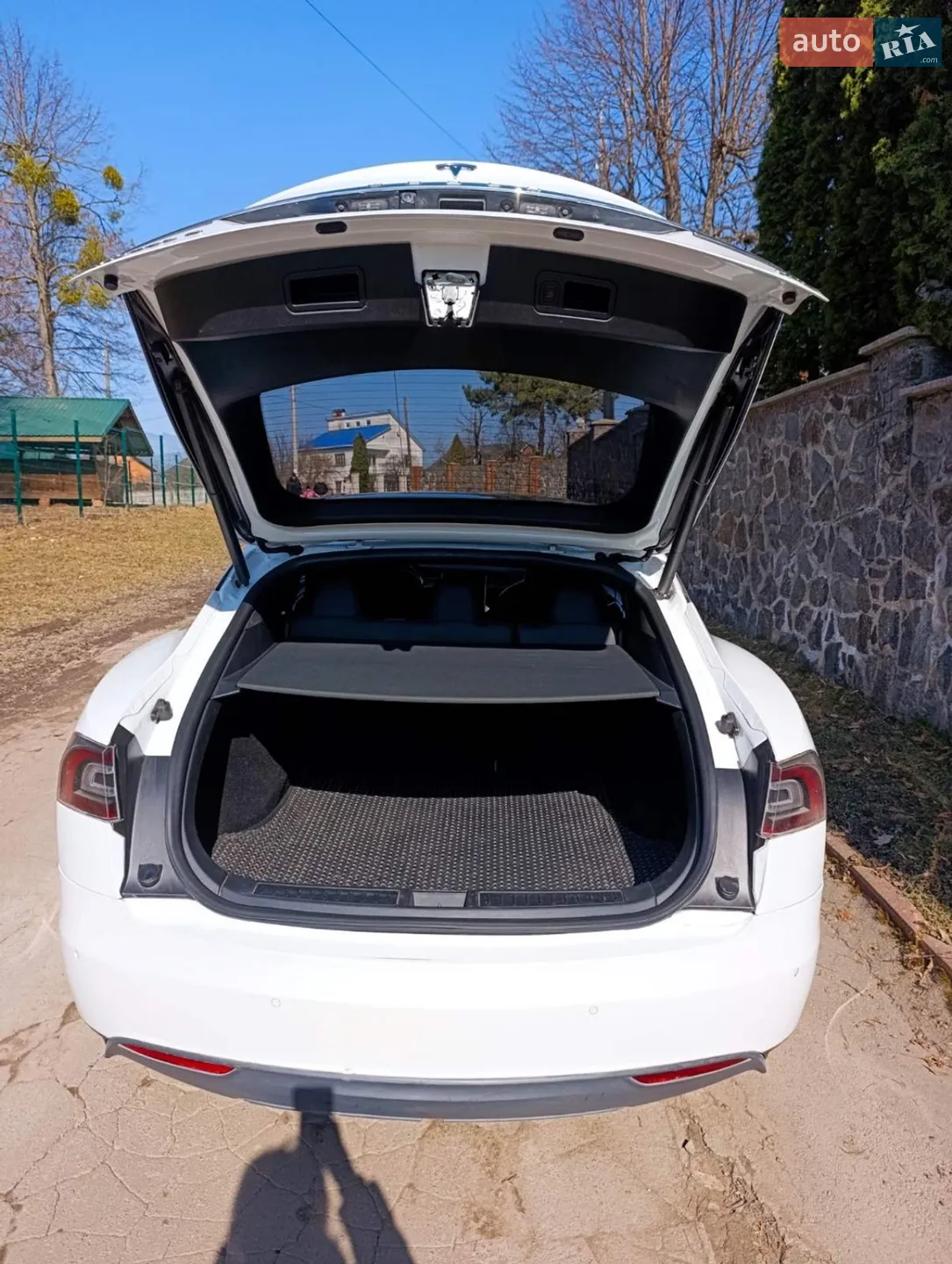 2015 Tesla Model S - мініатюра 39