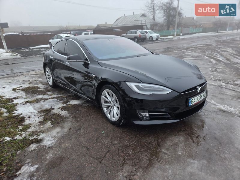 Лифтбек Tesla Model S 2018 в Малой Виске