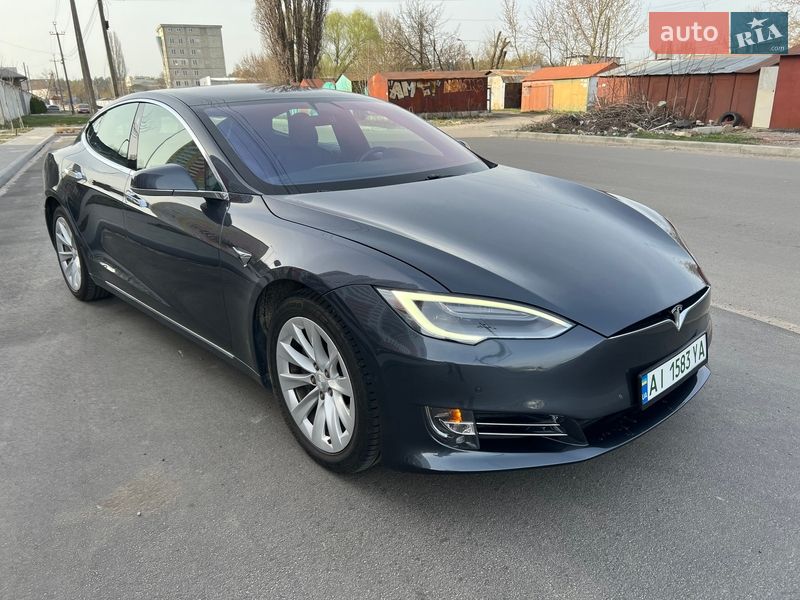 Tesla Model S 2017