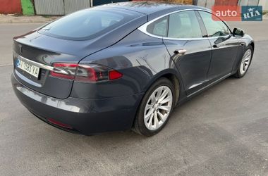 Лифтбек Tesla Model S 2017 в Киеве