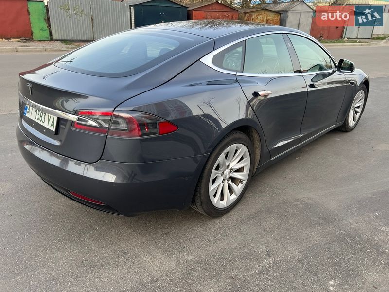Ліфтбек Tesla Model S 2017 в Києві фото 5 Ліфтбек Tesla Model S 2017 в Києві