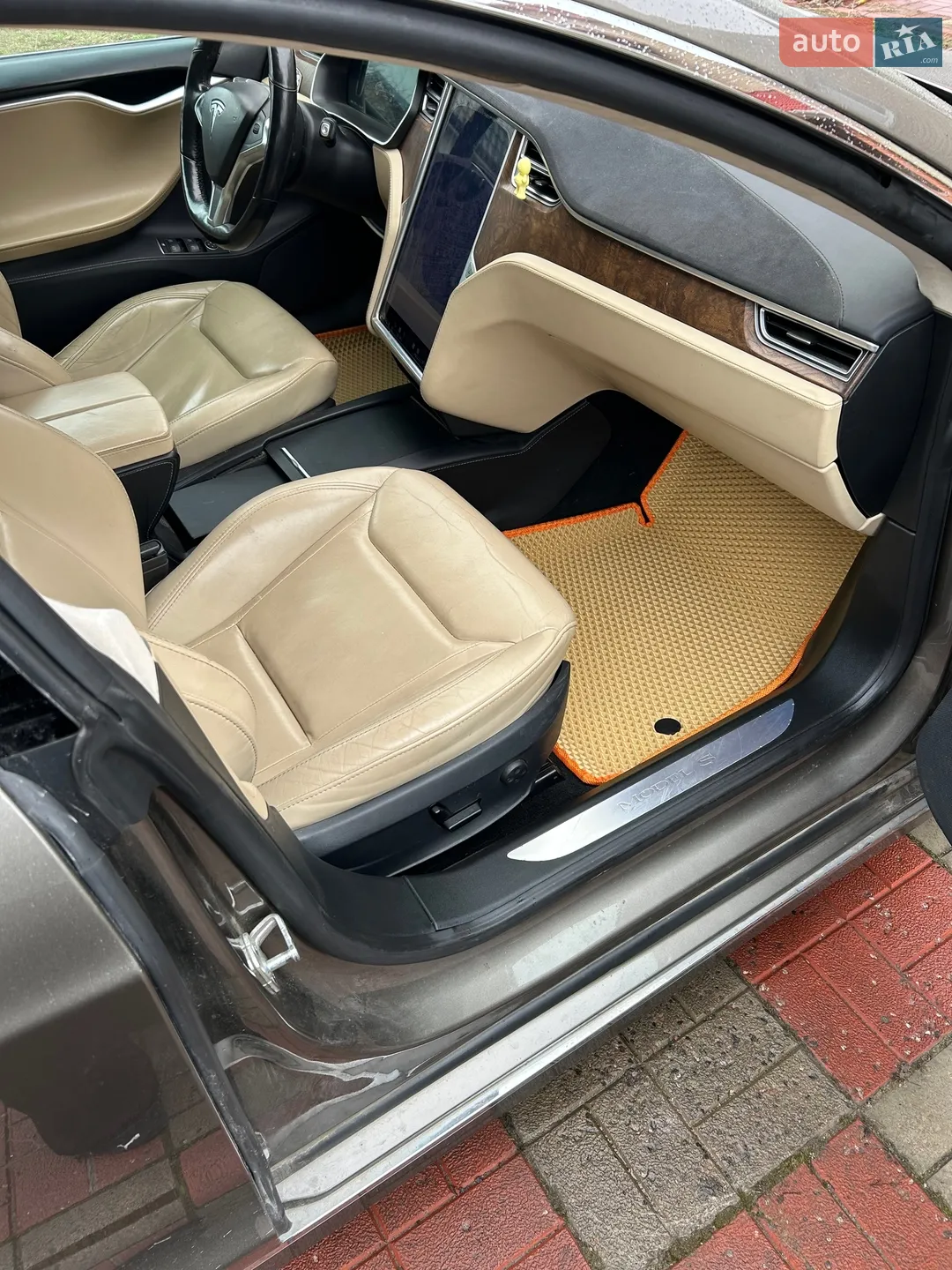 2016 Tesla Model S - мініатюра 12