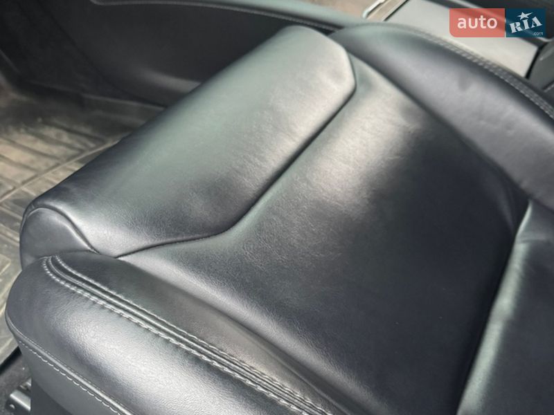 Ліфтбек Tesla Model S 2018 в Вінниці фото 18 Ліфтбек Tesla Model S 2018 в Вінниці