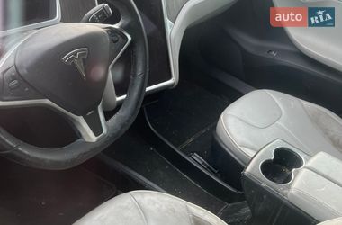 Ліфтбек Tesla Model S 2013 в Львові