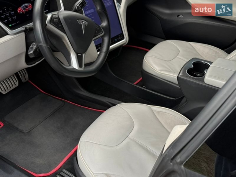 Ліфтбек Tesla Model S 2013 в Умані фото 11 Ліфтбек Tesla Model S 2013 в Умані