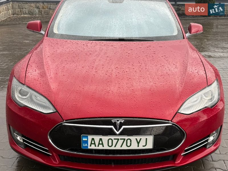 Лифтбек Tesla Model S 2013 в Умани фото 2 Лифтбек Tesla Model S 2013 в Умани
