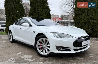 Лифтбек Tesla Model S 2015 в Одессе