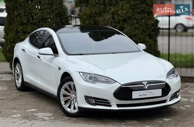 Лифтбек Tesla Model S 2015 в Одессе