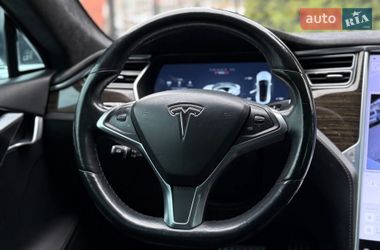 Лифтбек Tesla Model S 2015 в Одессе