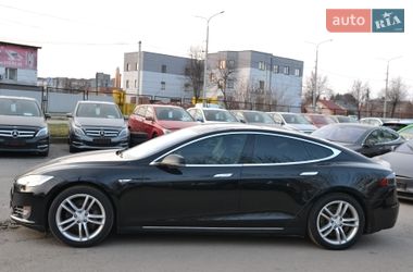 Ліфтбек Tesla Model S 2013 в Луцьку