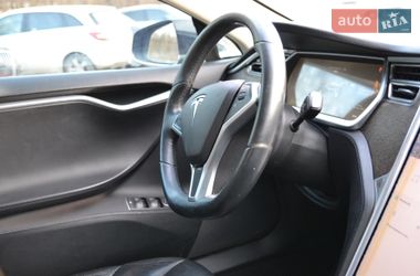 Ліфтбек Tesla Model S 2013 в Луцьку
