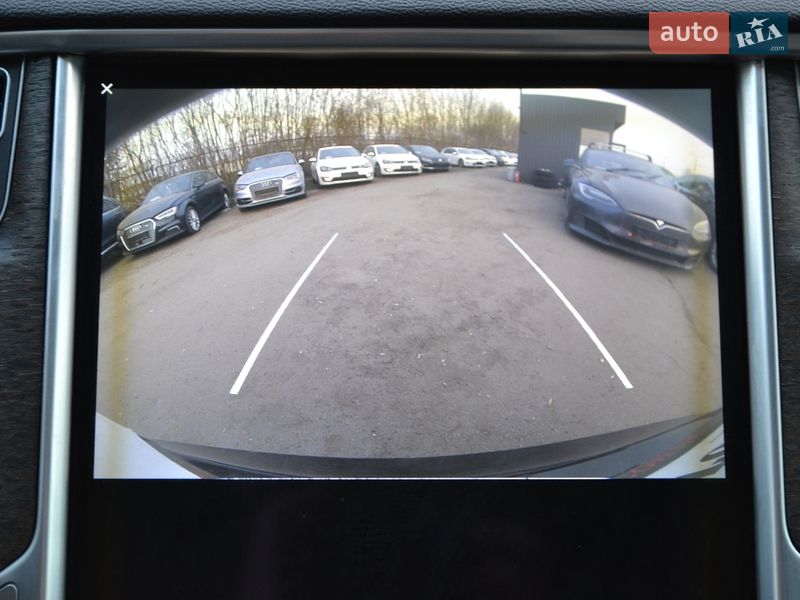 Ліфтбек Tesla Model S 2013 в Луцьку
