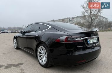 Лифтбек Tesla Model S 2017 в Запорожье
