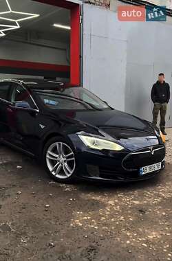 Лифтбек Tesla Model S 2013 в Виннице